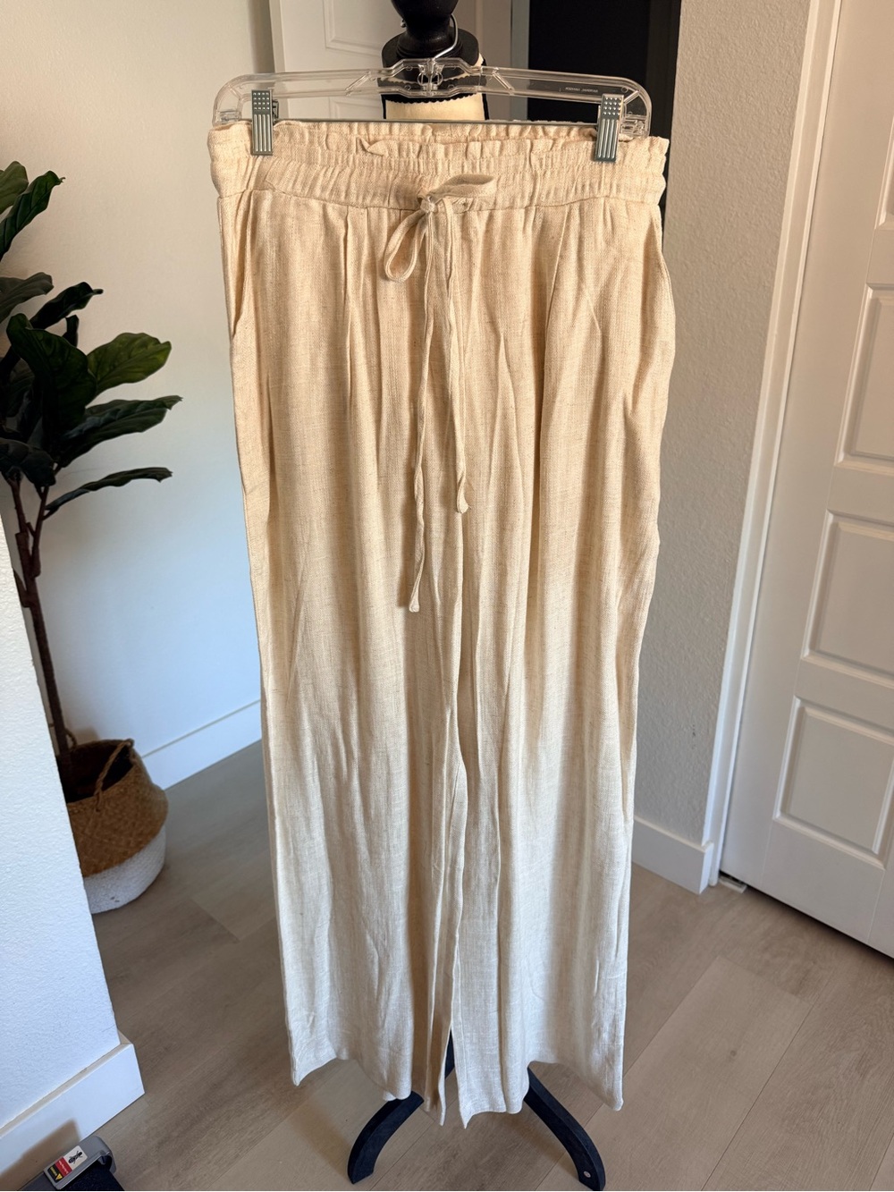 eesome Neutral Cream Linen-Blend Pants with Drawstring